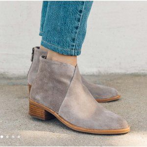 Soludos Venetian Bootie NIB Sz 9 Mineral Grey Suede